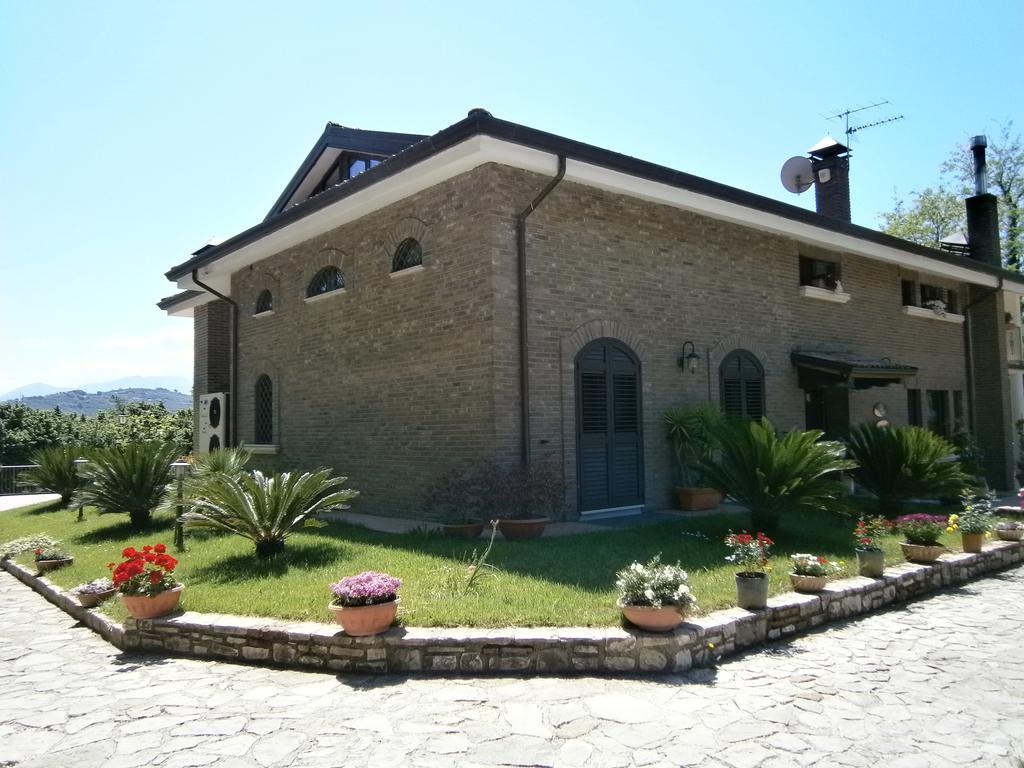 מרקוגליאנו Myriam Country House B&B מראה חיצוני תמונה