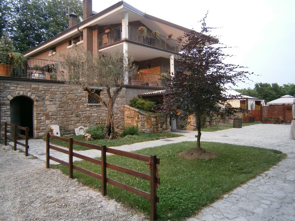 מרקוגליאנו Myriam Country House B&B מראה חיצוני תמונה