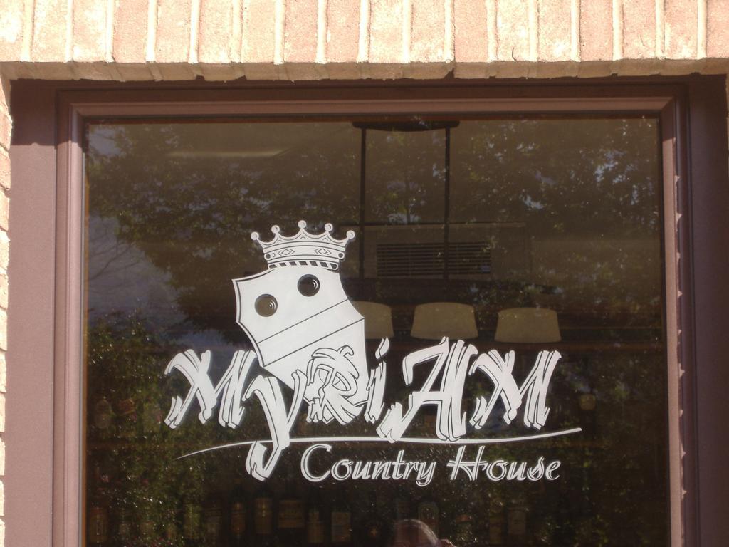 מרקוגליאנו Myriam Country House B&B מראה חיצוני תמונה