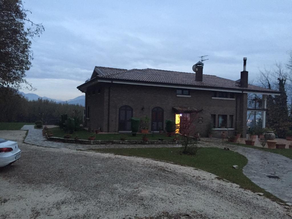מרקוגליאנו Myriam Country House B&B מראה חיצוני תמונה